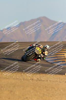 media/Dec-16-2023-CVMA (Sat) [[bb38a358a2]]/Race 13 Amateur Supersport Middleweight/